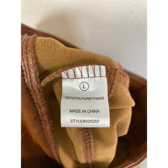 Fashion Nova Cognac Faux Leather High Waisted Triple Button Pants Brown L NEW - Picture 9 of 11